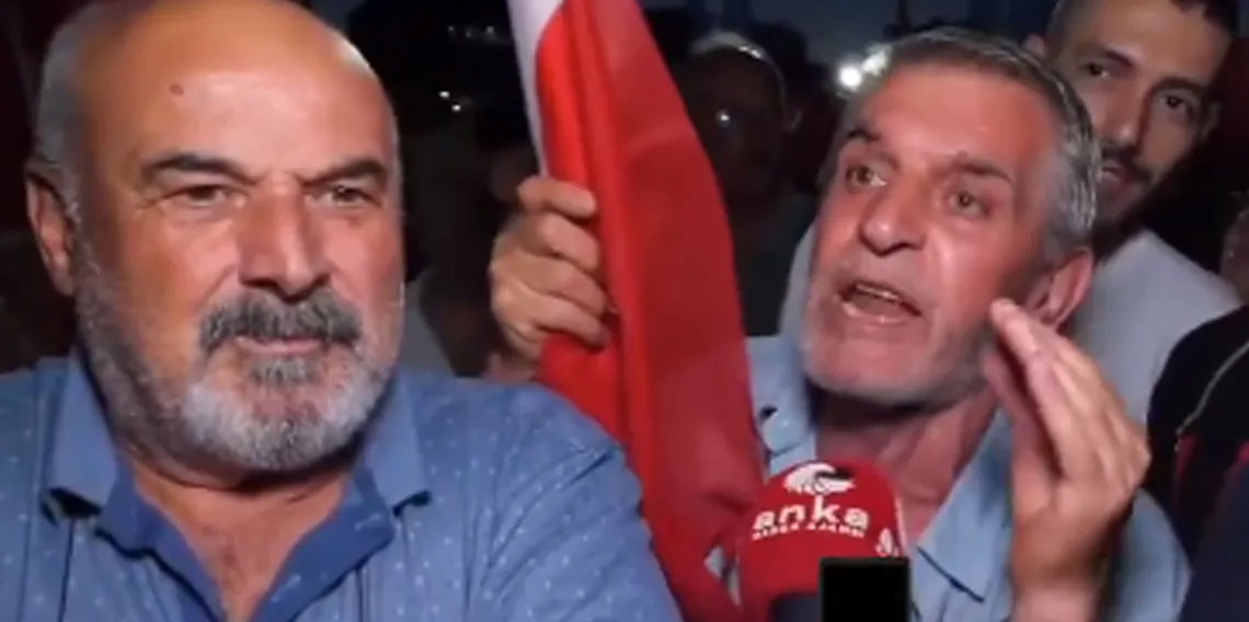 CHP mitinginde söylendi: İmamoğlu'na tapıyoruz canımızı vermeye geldik
