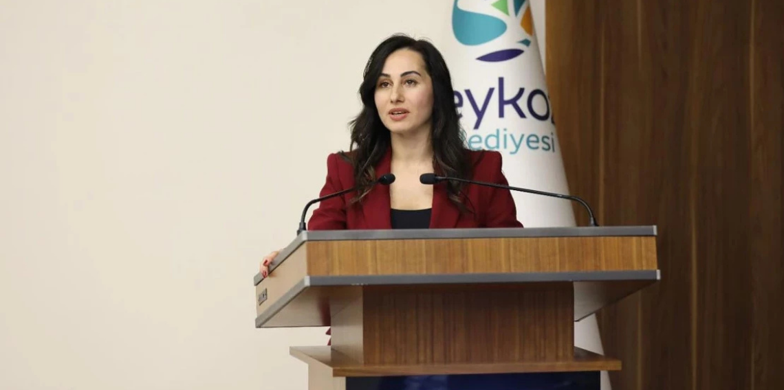 Başkan Vekili Özlem Vural Gürzel CHP'den istifa etti