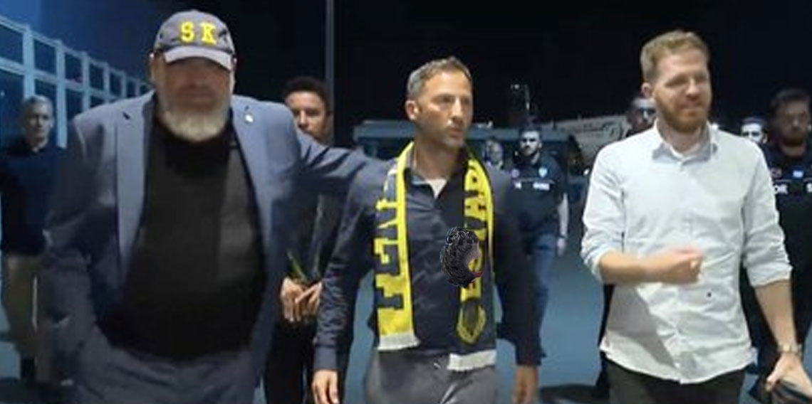 Fenerbahçe'nin anlaşmaya vardığı Domenico Tedesco, İstanbul'a geldi