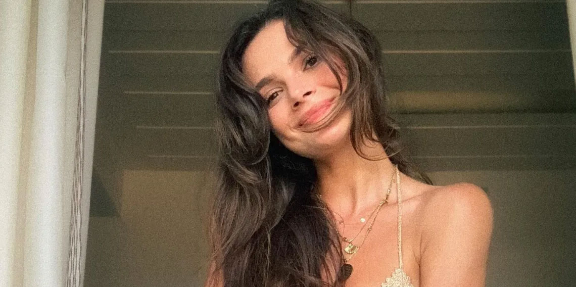 Uzak Şehir'in Alya'sı Sinem Ünsal aşk kadını çıktı!