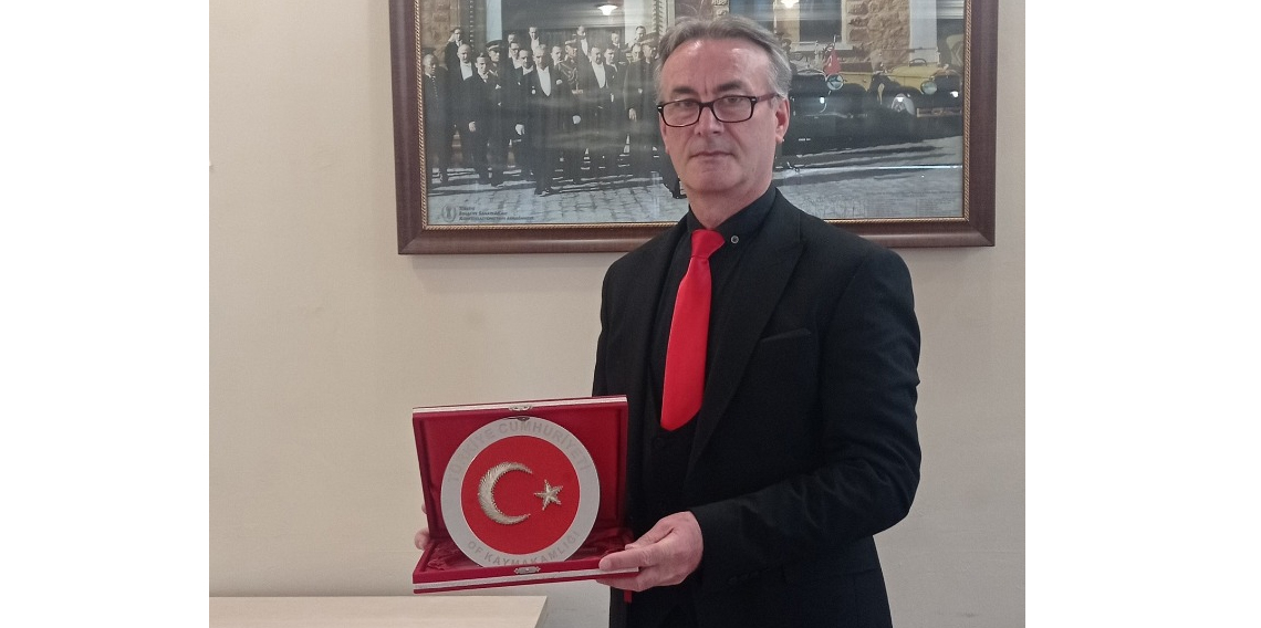 CHP Of’ta “Değişim” Rüzgarı