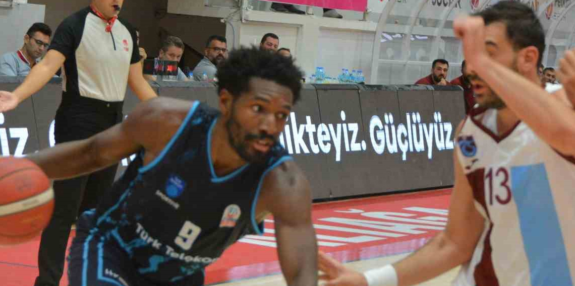 Trabzonspor Ege Cup finalinde Türk Telekom’a kaybetti