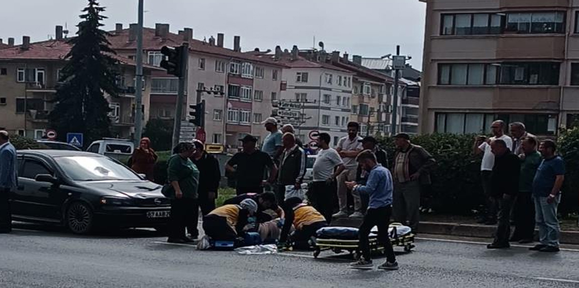 Yolun karşısına geçmek isteyen yayaya çarptı