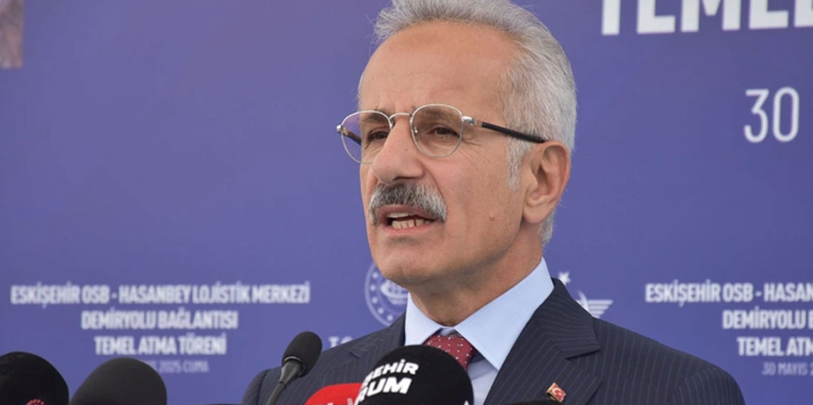 Bakan Uraloğlu duyurdu! Uçaklarda yeni dönem başladı artık ücretsiz