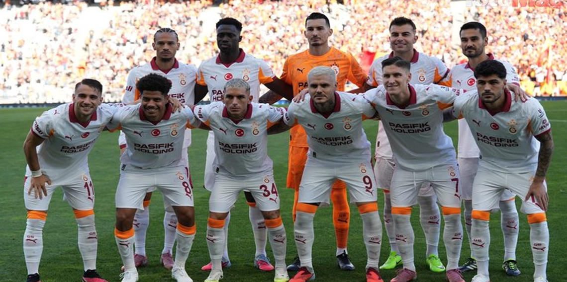 Okan Buruk 11'de değişime gidiyor!