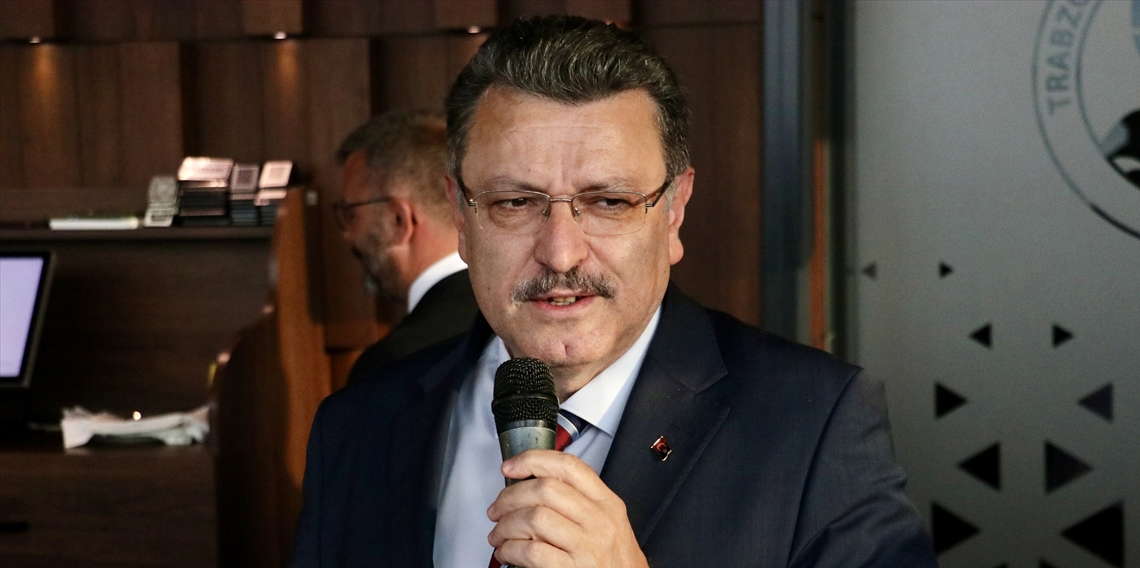 Trabzonsporumuzun ve Büyükşehir Belediye Başkanımızın Yanındayız