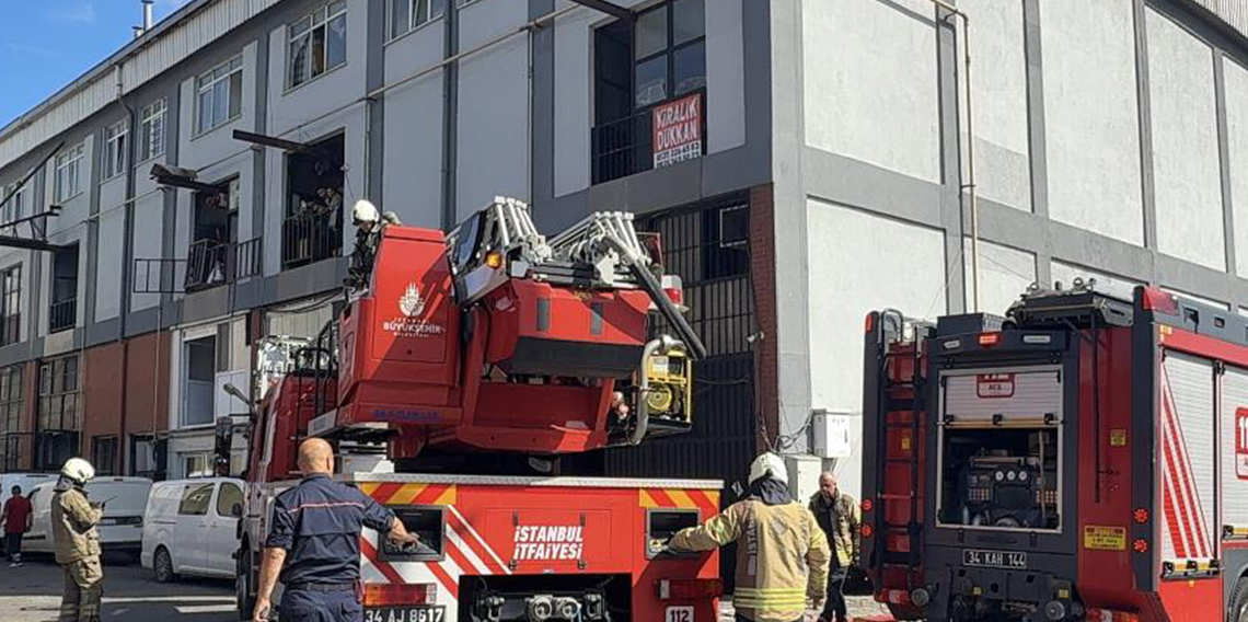 Başakşehir’de çinko kaplama atölyesinde yangın paniği