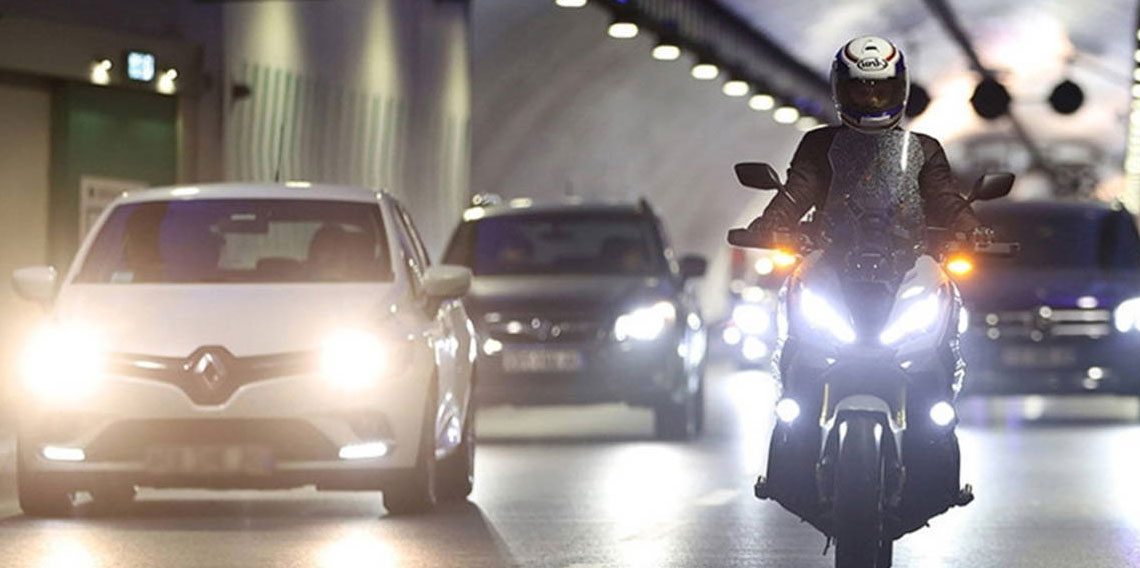 Motosiklet sürücüleri dikkat: Trafikte yeni zorunluluk yolda!