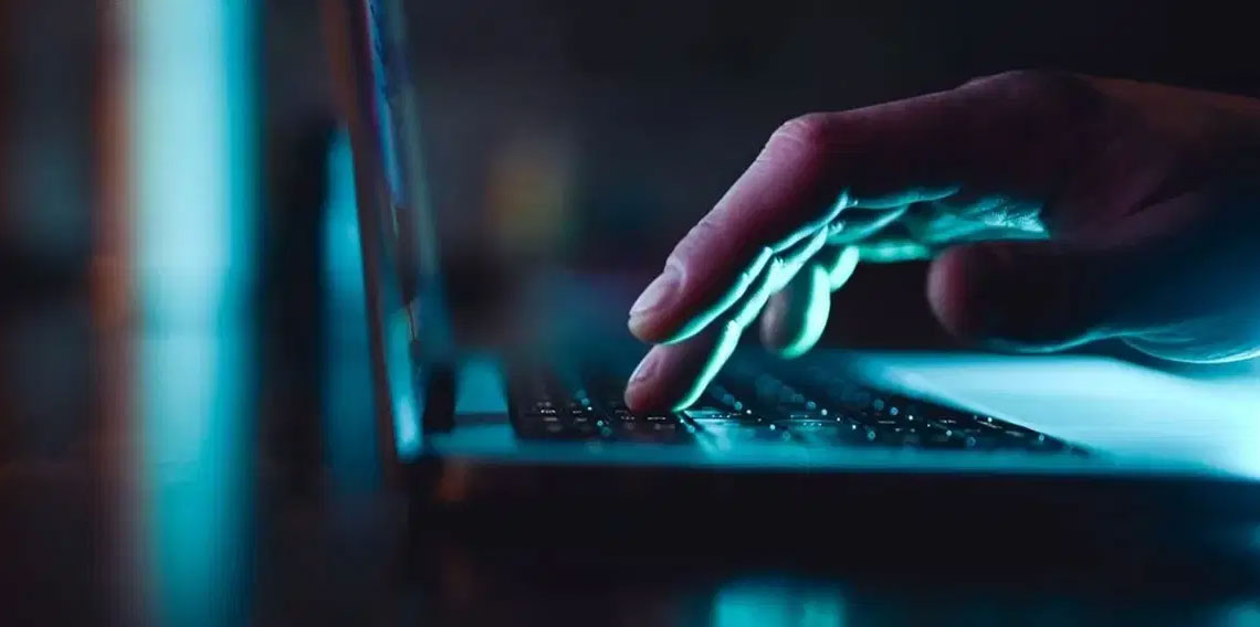İngiltere, Rusya'dan casus toplamak için dark web portalı kurdu
