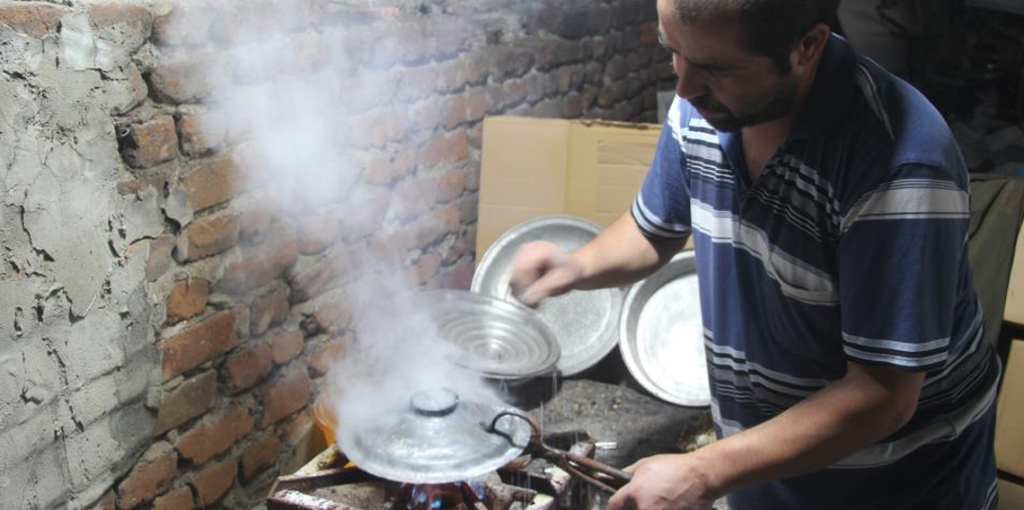Anadolu'nun kaybolmaya yüz tutan mesleği: Kalaycılık