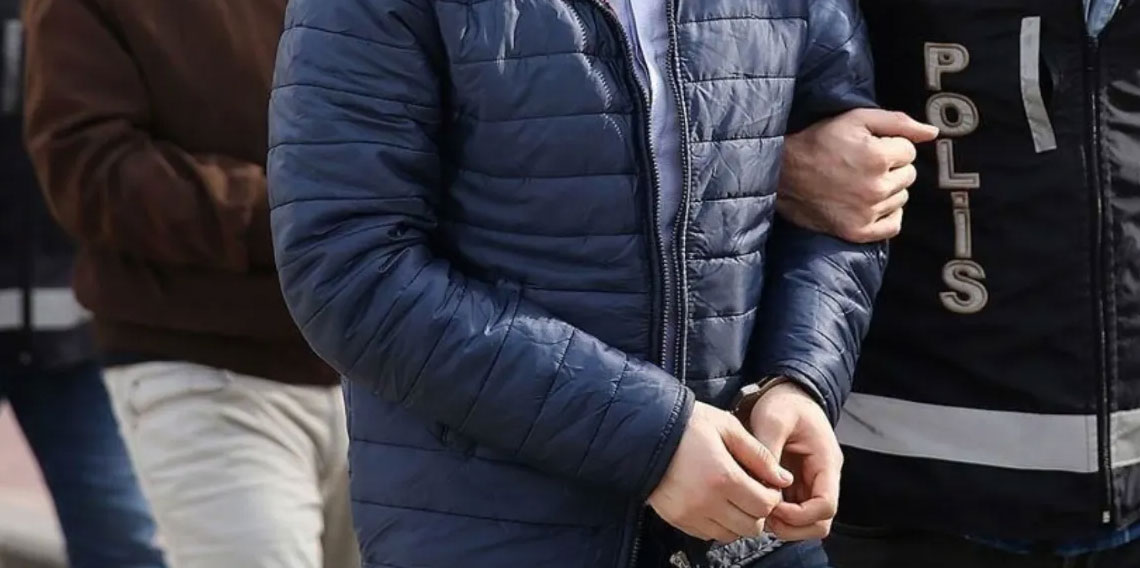 Bursa merkezli FETÖ operasyonunda 5 gözaltı