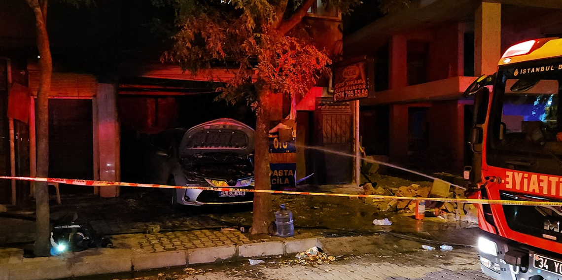 Bahçelievler’de oto tamircide korkutan yangın