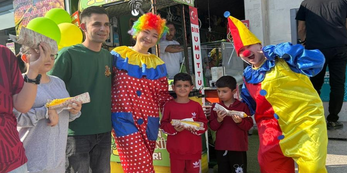 Gelirini tatil yerine özel çocuklara ayırıyor