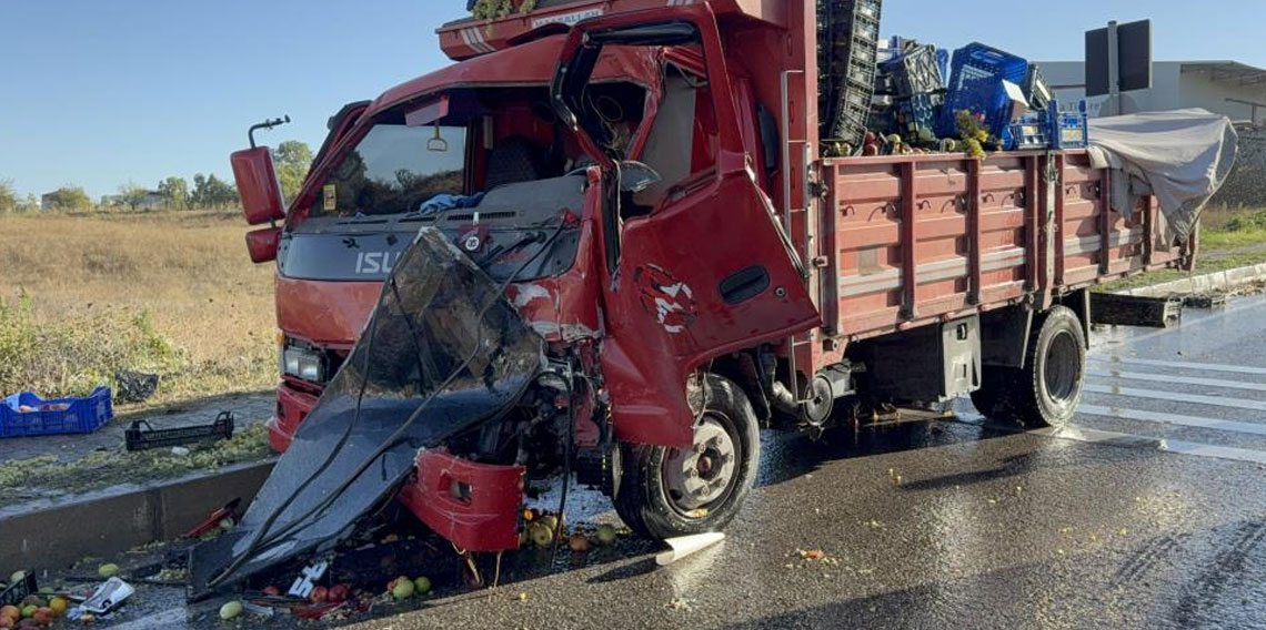 Samsun’da ehliyetsiz sürücü zincirleme kazaya karıştı: 1 yaralı