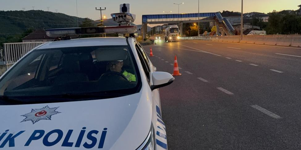 13 binden fazla araç denetlendi 2 bin 486 araç sürücüsüne ceza yazıldı
