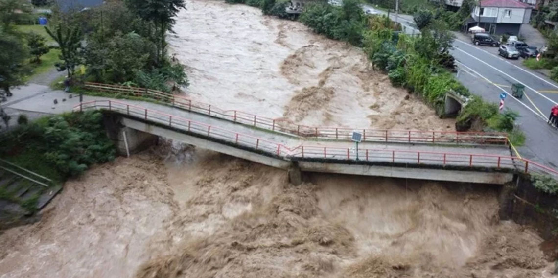 Rize'deki sel felaketinin faturası 1,2 milyar lira