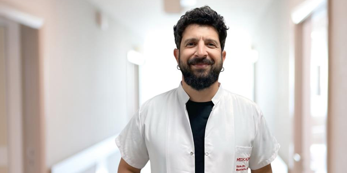 Psikiyatri Uzmanı Dr. Mustafa Akcan: 