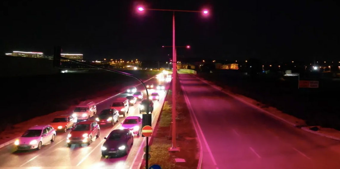 Sokak lambaları pembe yanacak: İşte sebebi