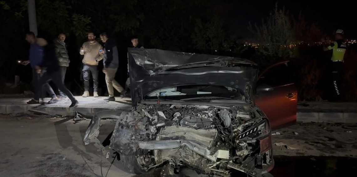 Diyarbakır’da polisin dur ihtarına uymayan araç faciaya davetiye çıkardı