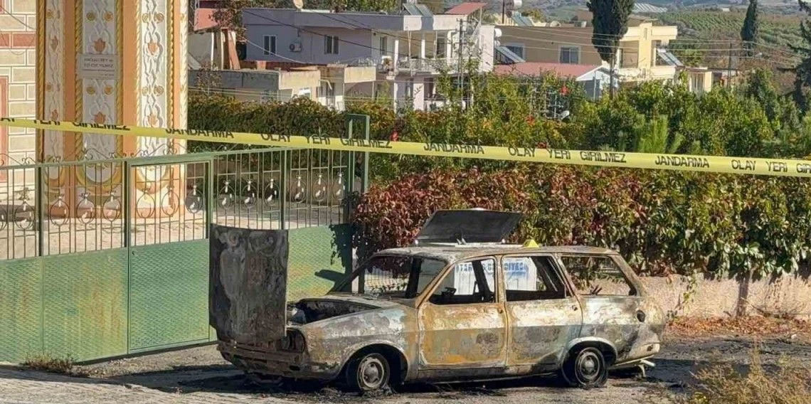 Mersin’de dehşet: 1’i çocuk 2 ölü, 1 yaralı