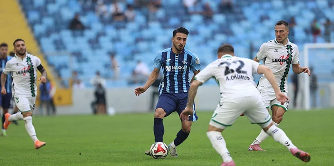 Efsane golcü sahne aldı! Sakaryaspor 6 attı!