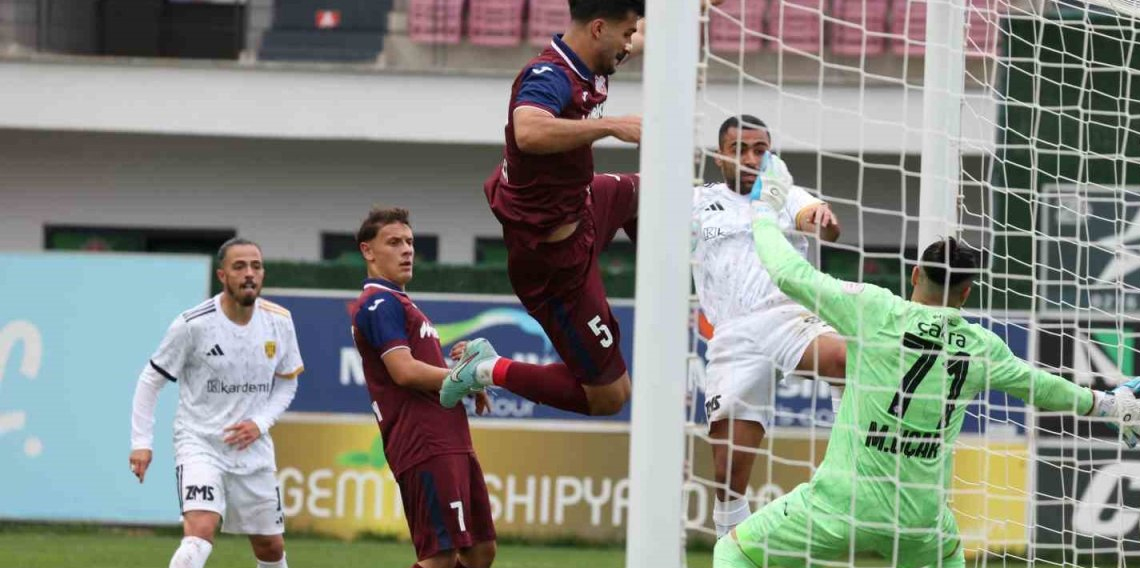 Bu skor 1461’e hiç yakışmadı! Sahasında Aliağa’ya 3-0 kaybetti!