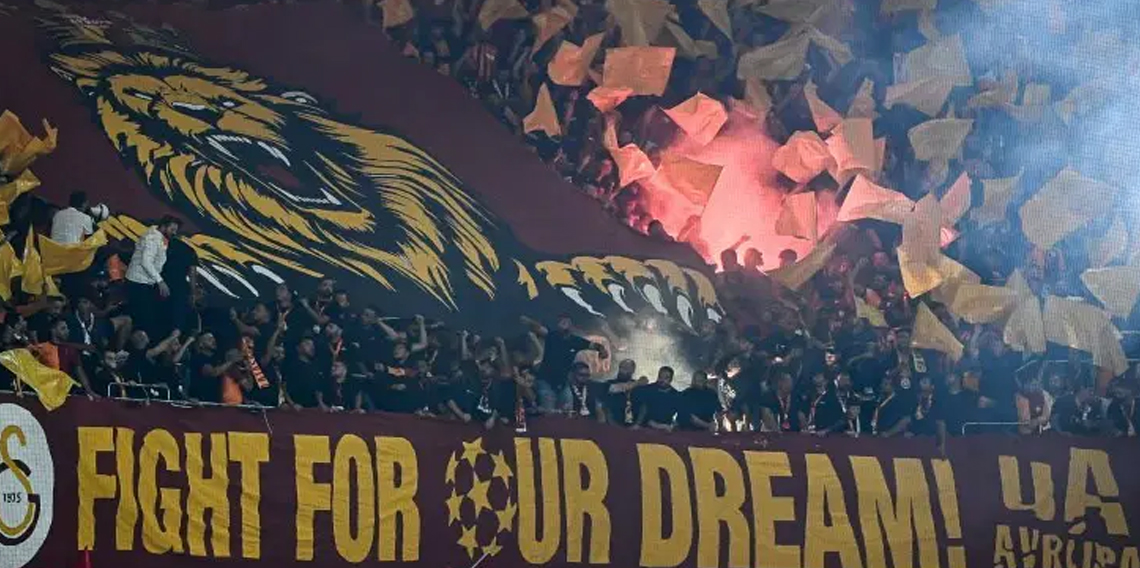 Galatasaray taraftarı çok gürültü yapıyor!