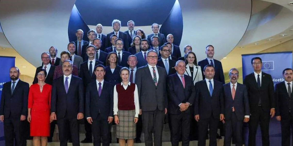 Dışişleri Bakanı Fidan, AB Dış İlişkiler Konseyi’nin aile fotoğrafına katıldı