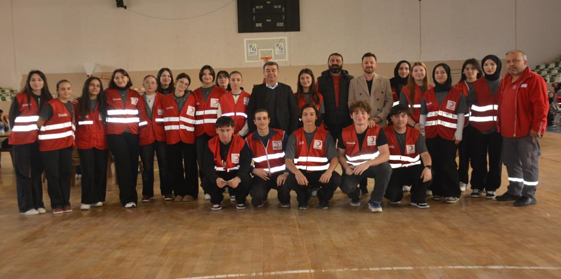 Ordu'da öğrencilerin desteğiyle 209 ünite kan toplandı