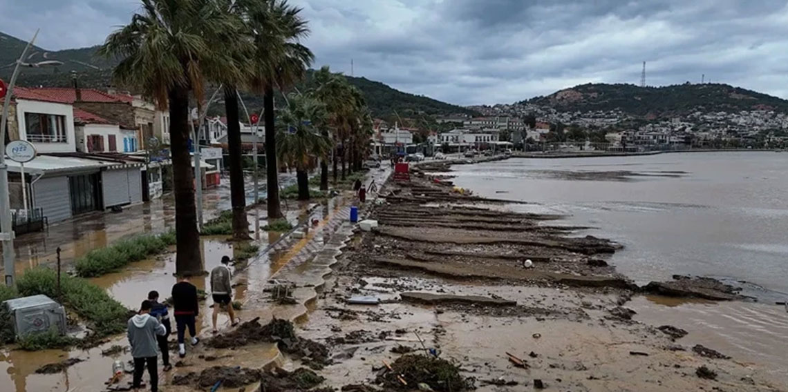 İzmir'deki sel felaketinde son durum: Kayıp 1 kişi aranıyor