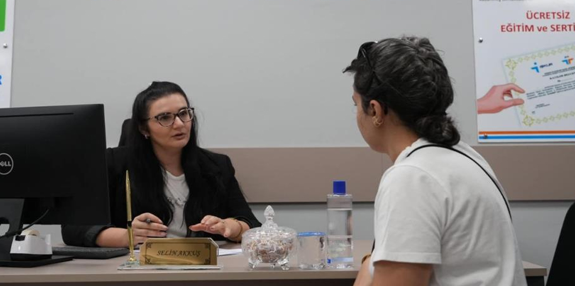 Düzce İş Kulübü, iş veren ile işçi arasında köprü oluyor