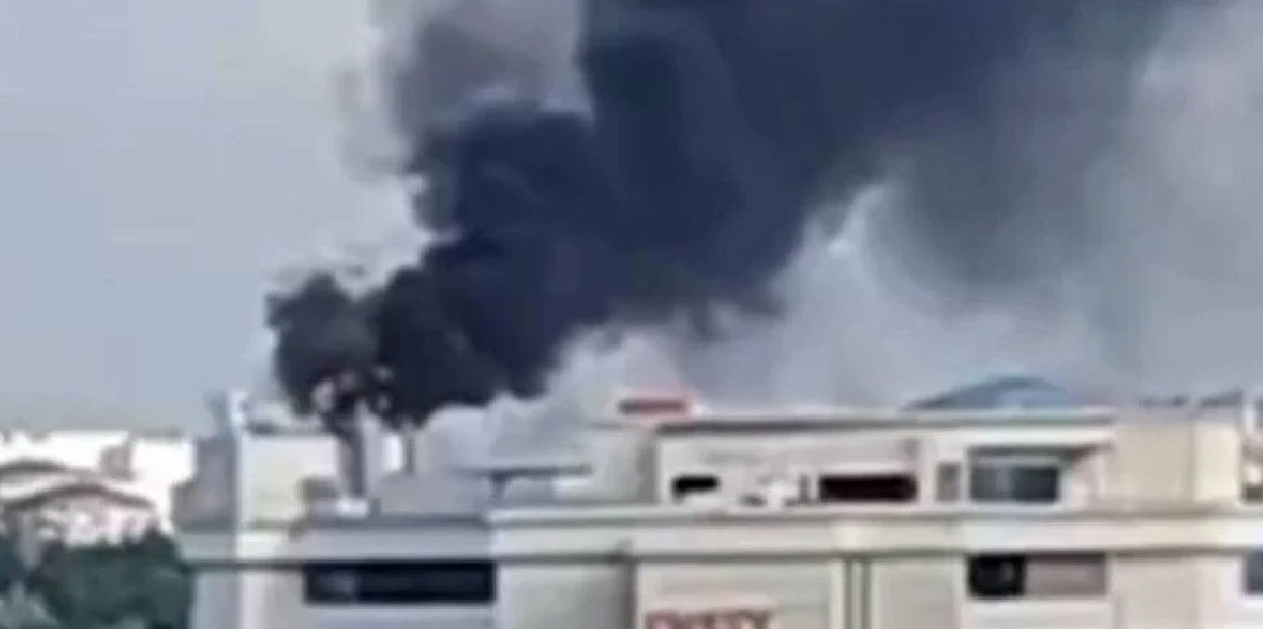 Pendik'te hastanede yangın çıktı: Ekipler olay yerine sevk edildi