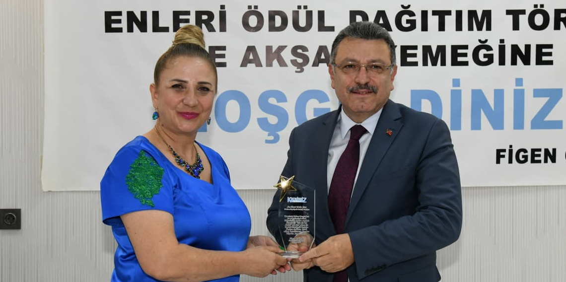 Ahmet Metin Genç'e Ödül