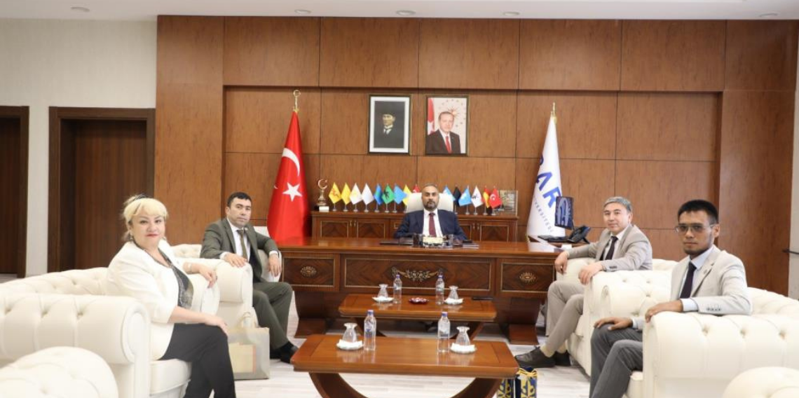 BARÜ, Özbekistan ile eğitimde iş birliği ağını genişletiyor