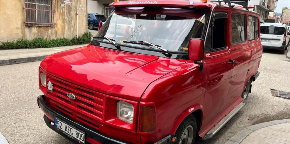 Ordu'da sürücü aracını ‘Çiçek Abbas’ minibüsüne benzetti