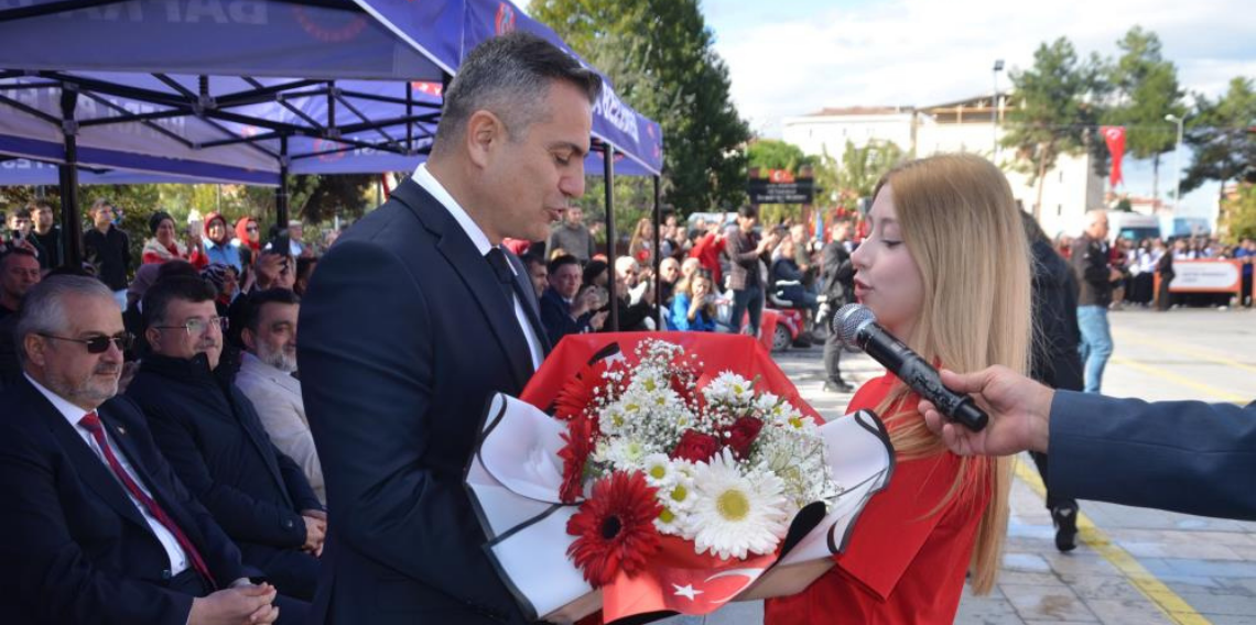 Bafra'da Cumhuriyet'in 102. yılı coşkuyla kutlandı