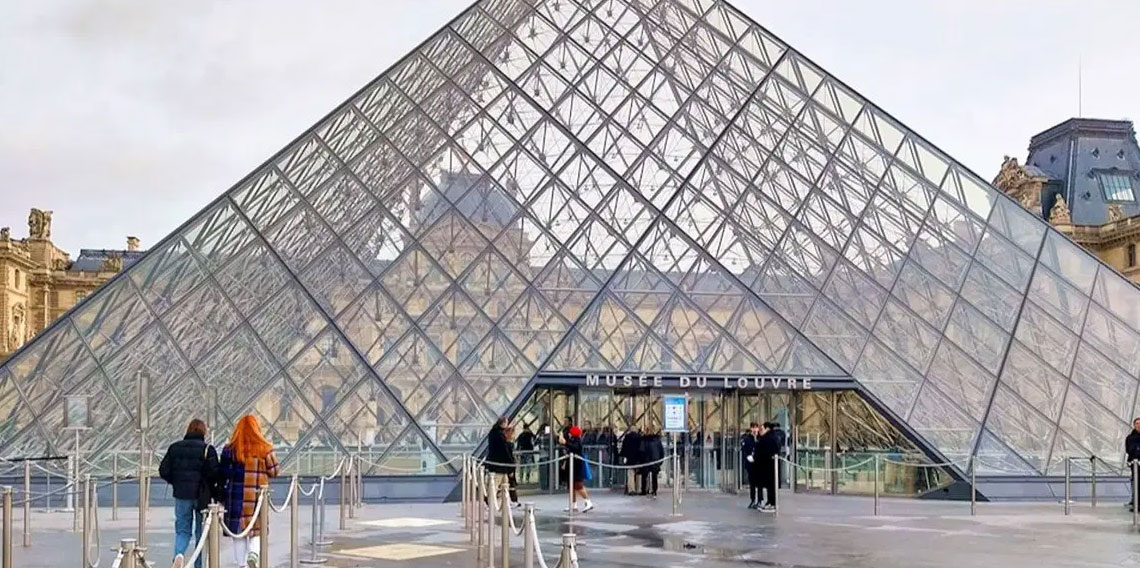 Louvre Müzesi soygununda yeni gelişme: 2 kişi tutuklandı