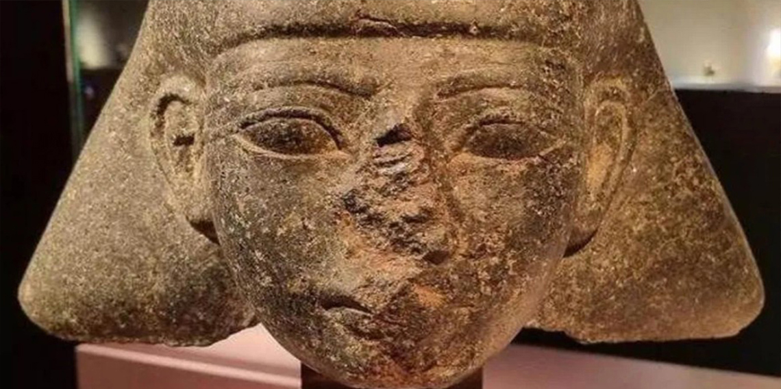 Hollanda, çalınan 3 bin 500 yıllık antik heykeli Mısır'a iade ediyor