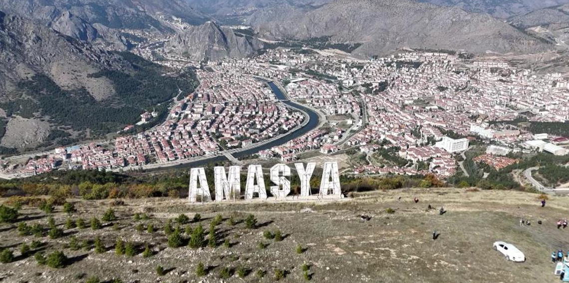 Dağın zirvesine yazıldı: Hollywood değil ‘Amasya'