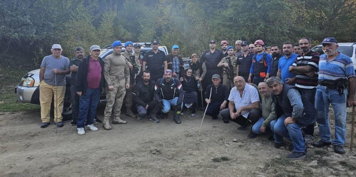 Şavşat'ta ormanda kaybolan 85 yaşındaki kadın bulundu