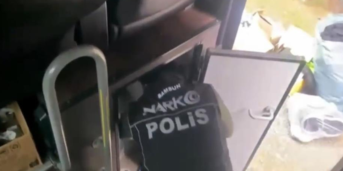 Otobüs tuvaletinde 2 kilo metamfetamin ele geçirildi