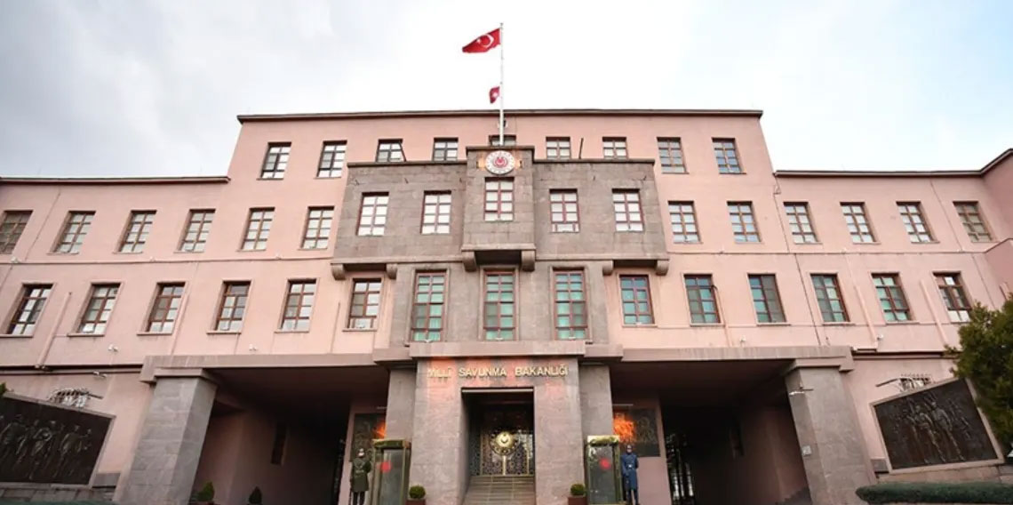 MSB: Suriyeli askeri öğrenciler TSK'da görev almayacak