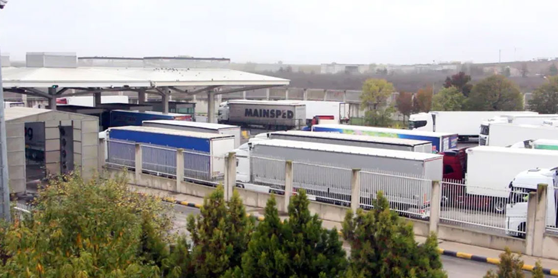 Kapıkule Sınır Kapısı’nda tır geçişlerinde tarihi rekor