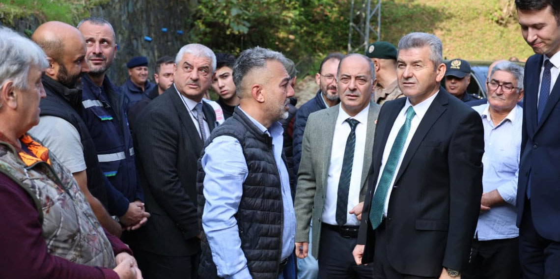 Vali Ergün Arhavi’de ziyaret ve incelemelerde bulundu