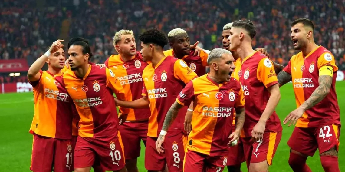 Lider Galatasaray Kocaeli’de sahne alıyor