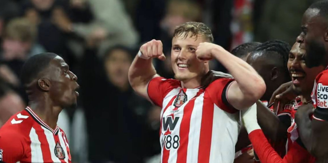 Sunderland 42 gündür gol yemeyen Arsenal’a şoku yaşattı!