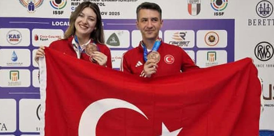 Damla Köse ile Mert Nalbant, dünya 3'üncüsü oldu