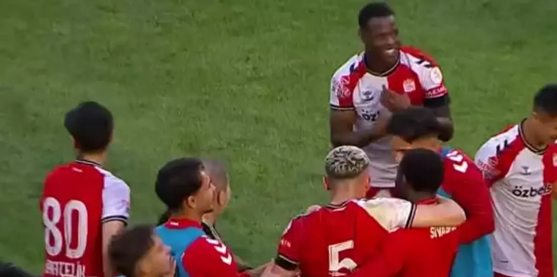 Başkan istifa etti! Sivasspor kazandı!