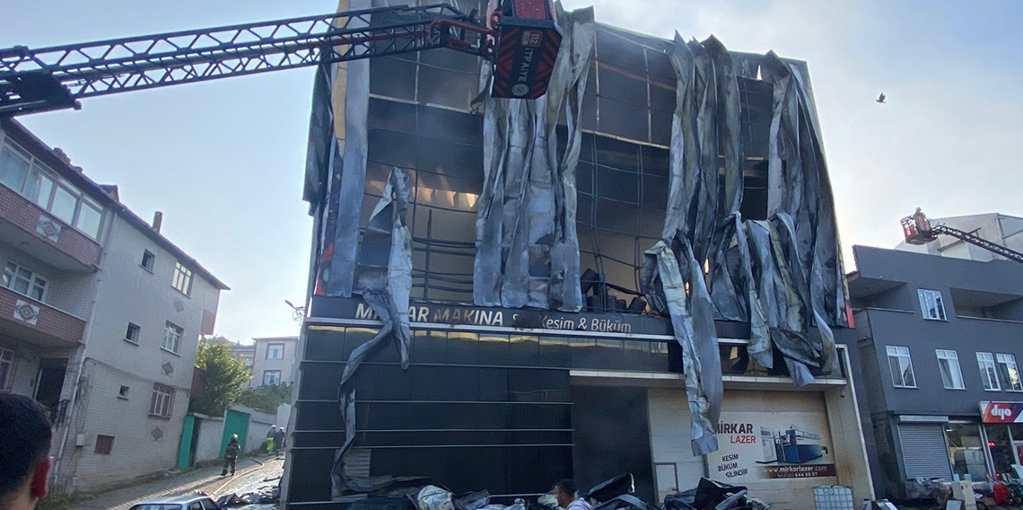 Çalışma ve Sosyal Güvenlik Bakanlığı Kocaeli’ndeki yangına ilişkin 7 kişiyi açığa aldı