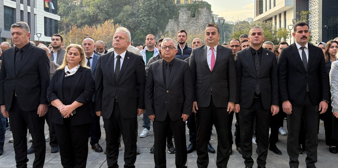 Ortahisar Belediyesinde saat 09.05'te hayat durdu